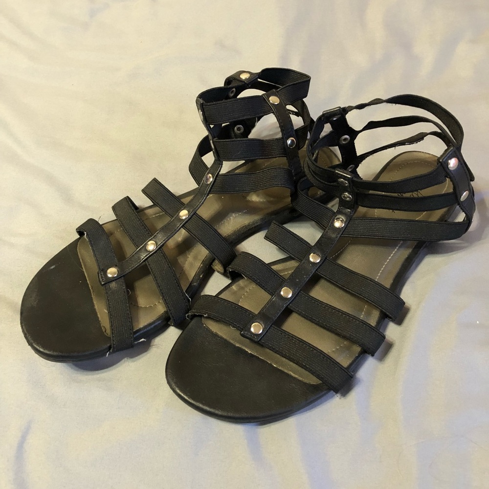 Black Sandals!!